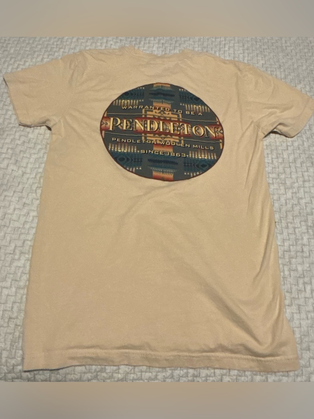 Pendleton Aztec Design Spellout Logo T-Shirt Size Small